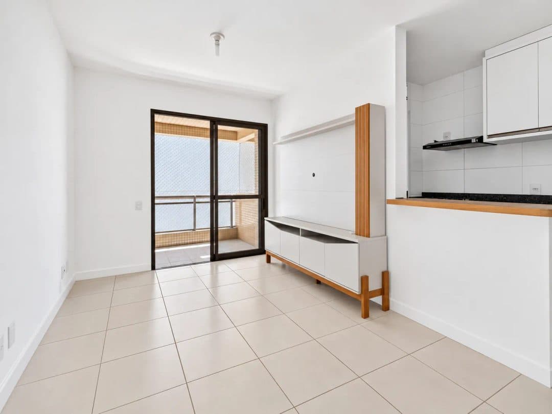 Foto 1 de Apartamento de 2 quartos sendo 1 suíte para locação, Fazenda, Itajaí, SC